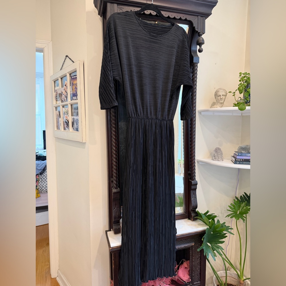 Vintage Plisse Pleated Midi Dress